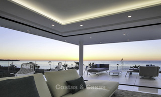 Exclusivos apartamentos nuevos y modernos frente al mar en venta, Nueva Milla de Oro, Marbella - Estepona. 12269 