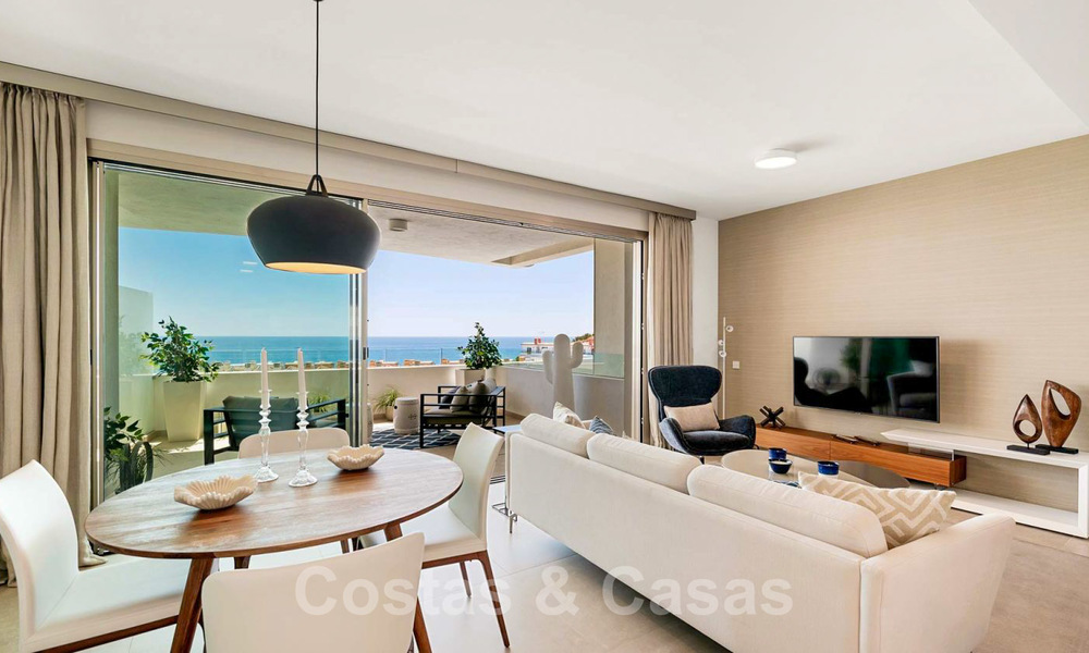 Nueva Promoción de Apartamentos Modernos frente al Mar en venta en Mijas Costa. ¡Terminado! ¡Última unidade! 28154