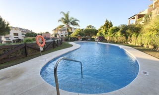 ¡Precio extraordinario! Lujoso Apartamento de planta baja con piscina privada en Aloha, Nueva Andalucía, Marbella 1368 