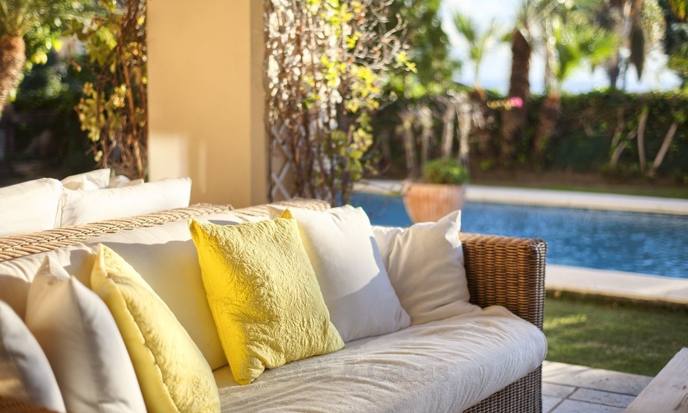 ¡Precio extraordinario! Lujoso Apartamento de planta baja con piscina privada en Aloha, Nueva Andalucía, Marbella 1376