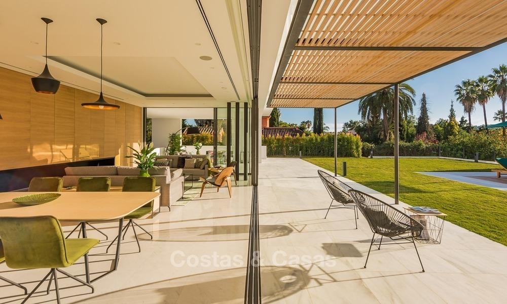 Villa nueva, Ultra-Moderna con vistas al Golf en venta en Nueva Andalucía, Marbella 1424