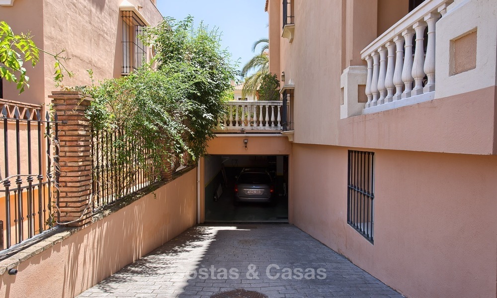 Villa espaciosa en venta, a poca distancia andando del centro de Marbella y de la playa 1656