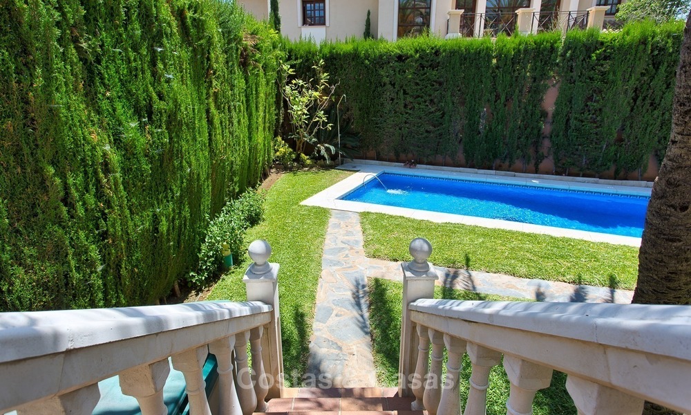 Villa espaciosa en venta, a poca distancia andando del centro de Marbella y de la playa 1659