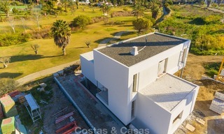 Villas contemporáneas en venta en nueva promoción, frontline golf en Estepona - Marbella 2071 