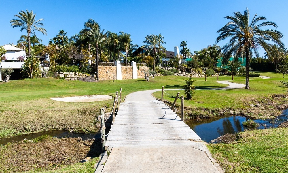 Villas contemporáneas en venta en nueva promoción, frontline golf en Estepona - Marbella 2706
