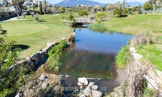 Villas contemporáneas en venta en nueva promoción, frontline golf en Estepona - Marbella 2707 