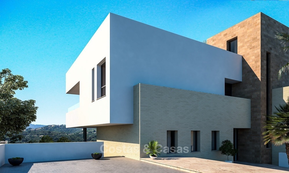 Oportunidad de Comprar una Lujosa Villa Contemporánea a precio de sobre plano en Benahavis, Marbella 2292