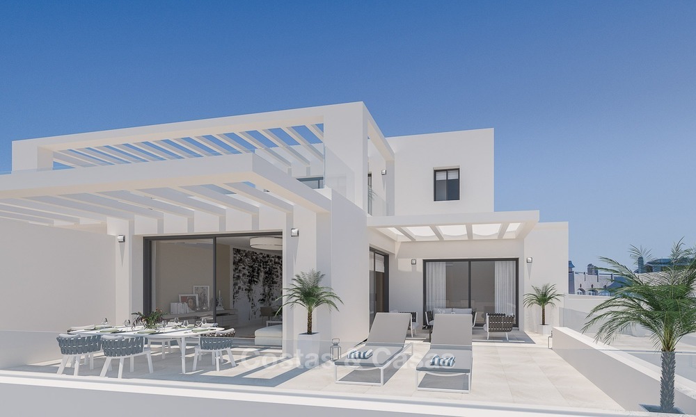 Apartamentos modernos contemporáneos en venta, situados cerca de la Playa y el Golf, Estepona - Marbella 2403