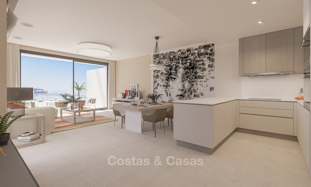 Apartamentos modernos contemporáneos en venta, situados cerca de la Playa y el Golf, Estepona - Marbella 2406