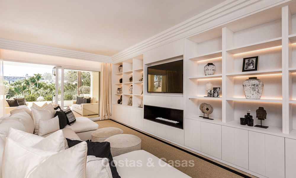 Primera línea de golf, moderno apartamento de lujo reformado en venta en Nueva Andalucia - Marbella 2916