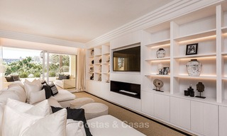 Primera línea de golf, moderno apartamento de lujo reformado en venta en Nueva Andalucia - Marbella 2916 