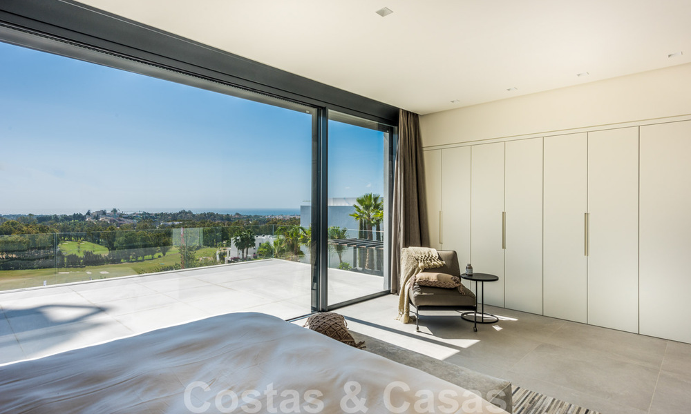 Fantástica villa contemporánea cerca de Golf con vistas al mar en Benahavis - Marbella 33938