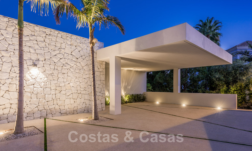 Fantástica villa contemporánea cerca de Golf con vistas al mar en Benahavis - Marbella 33956