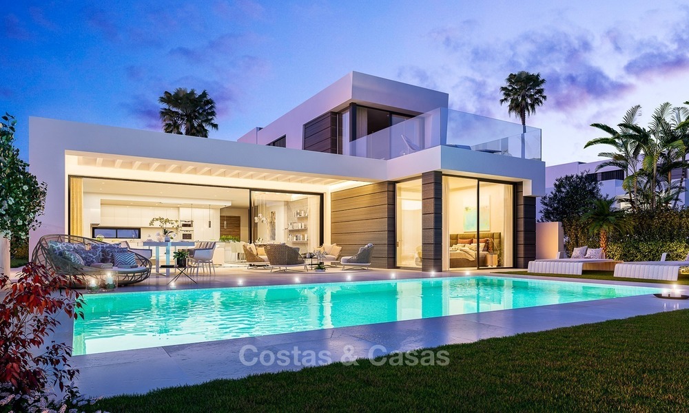 Villas modernas con vistas al mar en venta, a poca distancia de la playa y la marina - Marbella Este - Mijas 2819