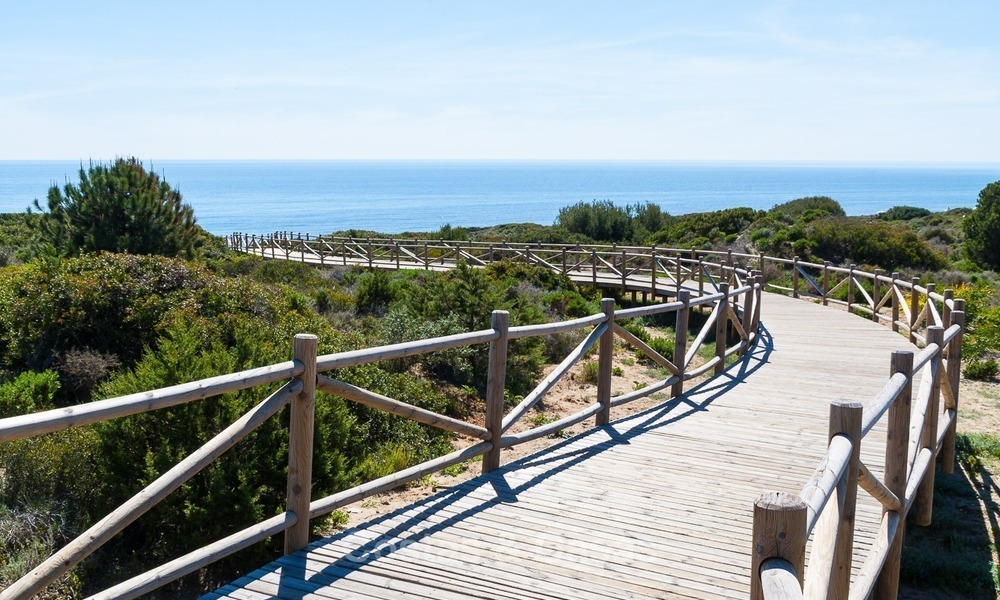 Villas modernas con vistas al mar en venta, a poca distancia de la playa y la marina - Marbella Este - Mijas 2741