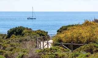Villas modernas con vistas al mar en venta, a poca distancia de la playa y la marina - Marbella Este - Mijas 2744 
