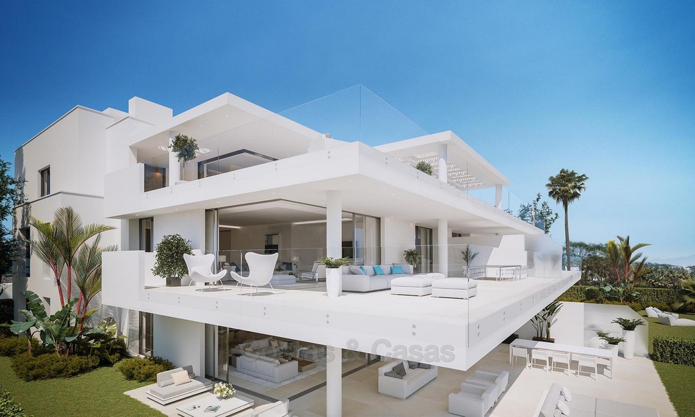 Exclusivos apartamentos nuevos y modernos en primera línea de playa en venta, Nueva Milla de Oro, Marbella - Estepona 3035