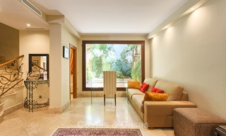 Villa de alta calidad, estilo clásico en venta en La Milla de Oro, Marbella. ¡Precio rebajado! 3119 