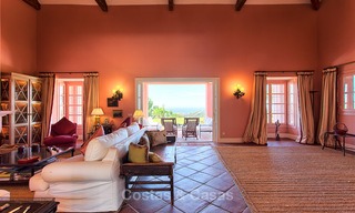 Chalet estilo españo vistas panorámicas en venta lujoso complejo de golf privado en Benahavis - Marbella. 3178 