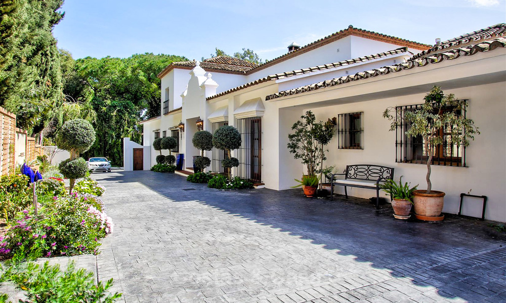 Amplia villa en venta en la Milla de Oro - Marbella 3390