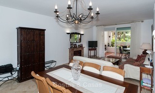Acogedor y confortable apartamento en venta, en Costalita, en la playa de la nueva Milla de Oro, entre Marbella y Estepona 3203 