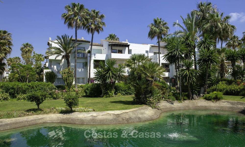 Acogedor y confortable apartamento en venta, en Costalita, en la playa de la nueva Milla de Oro, entre Marbella y Estepona 12722