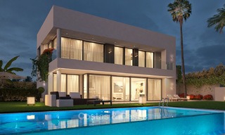 Villa moderna en venta con impresionantes vistas al mar, a 5 minutos a pie de la playa en Estepona 3221 