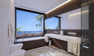 Villa moderna en venta con impresionantes vistas al mar, a 5 minutos a pie de la playa en Estepona 3218 