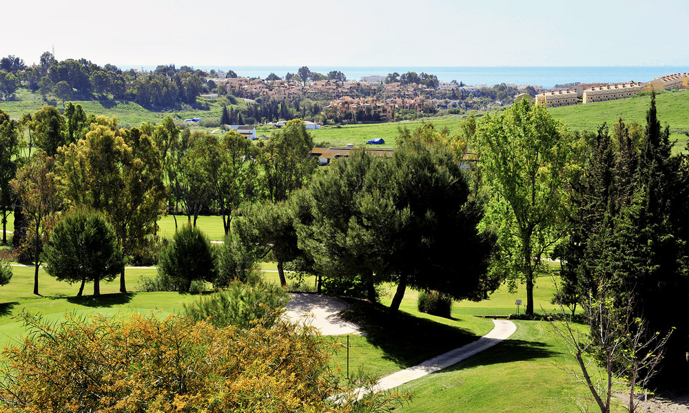 Villas contemporáneas de lujo 1ª línea Golf en venta en Marbella - Benahavis 30450