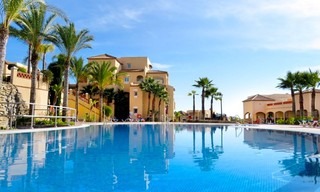 Apartamento de lujo en venta en primera linea de golf en Marbella - Estepona 3653 