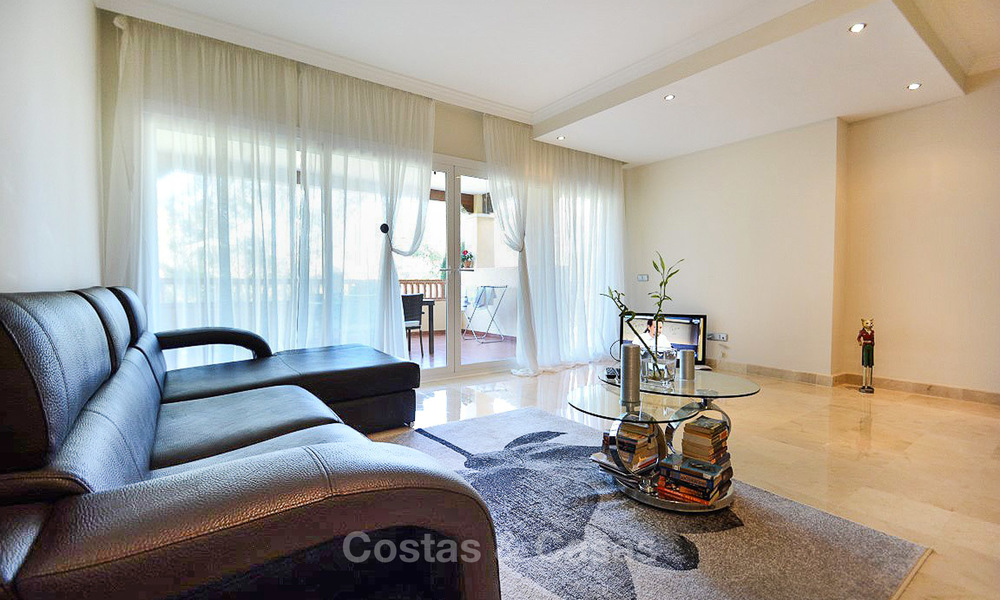 Apartamento de lujo en venta en primera linea de golf en Marbella - Estepona 3646
