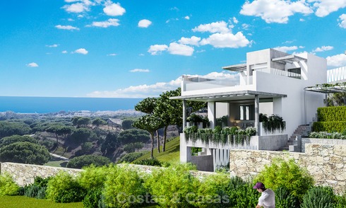 Nuevas casas modernas y espaciosas en primera linea de golf en venta, con impresionantes vistas al Mediterraneo y al golf, Marbella Este 3706