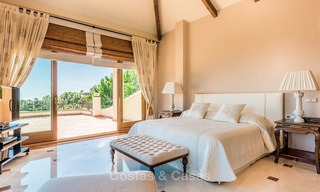 Encantadora y espaciosa villa de estilo andaluz en venta en El Madroñal, Benahavis - Marbella 3755 