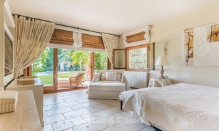 Encantadora y espaciosa villa de estilo andaluz en venta en El Madroñal, Benahavis - Marbella 3773 