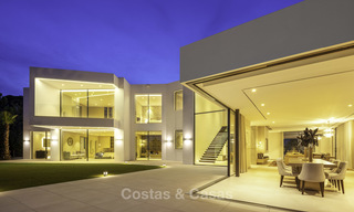 Nueva y moderna villa de lujo en venta en El Madroñal, Benahavis - Marbella 17170 