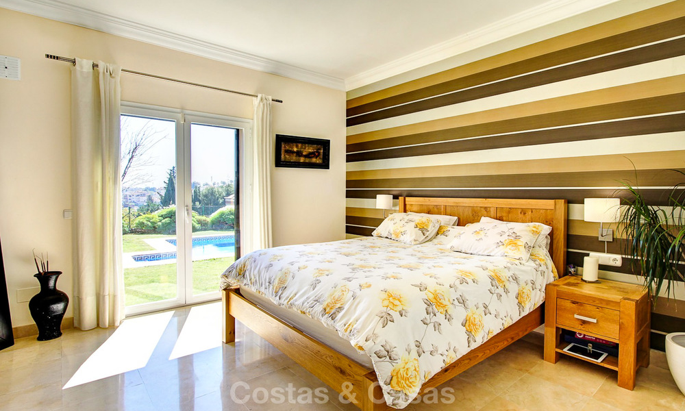 Espectacular y moderno chalet de lujo de estilo andaluz en venta, New Golden Mile, Benahavis - Marbella 3940