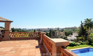 Espectacular y moderno chalet de lujo de estilo andaluz en venta, New Golden Mile, Benahavis - Marbella 3949 