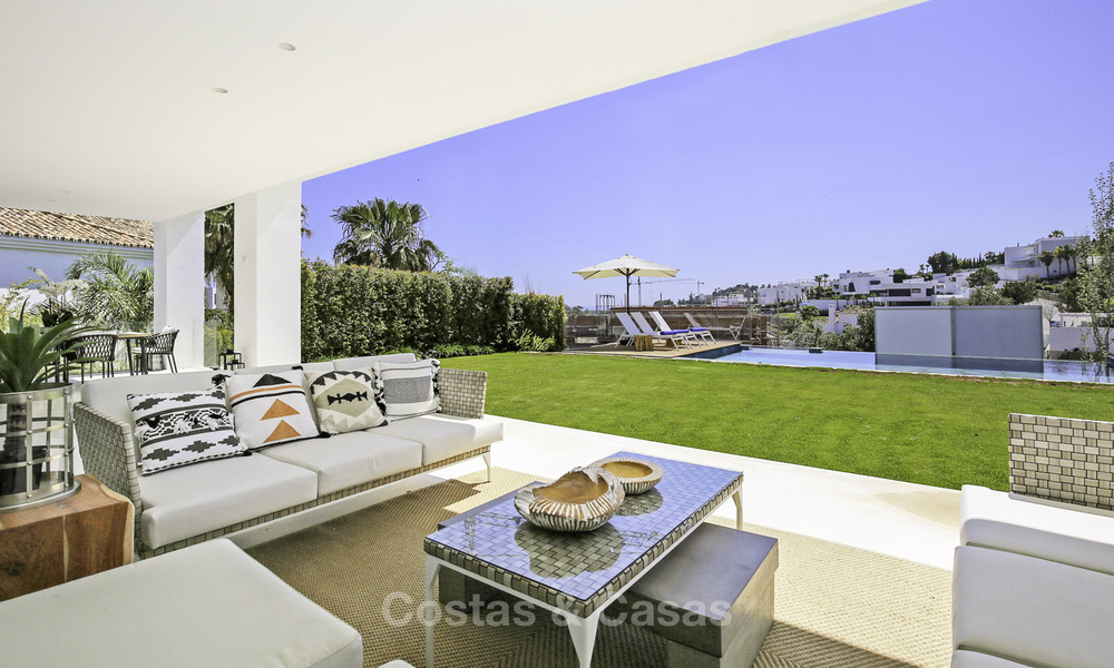 Villa de lujo moderna y contemporánea a estrenar con vistas al mar en venta, Benahavis, Marbella 36592