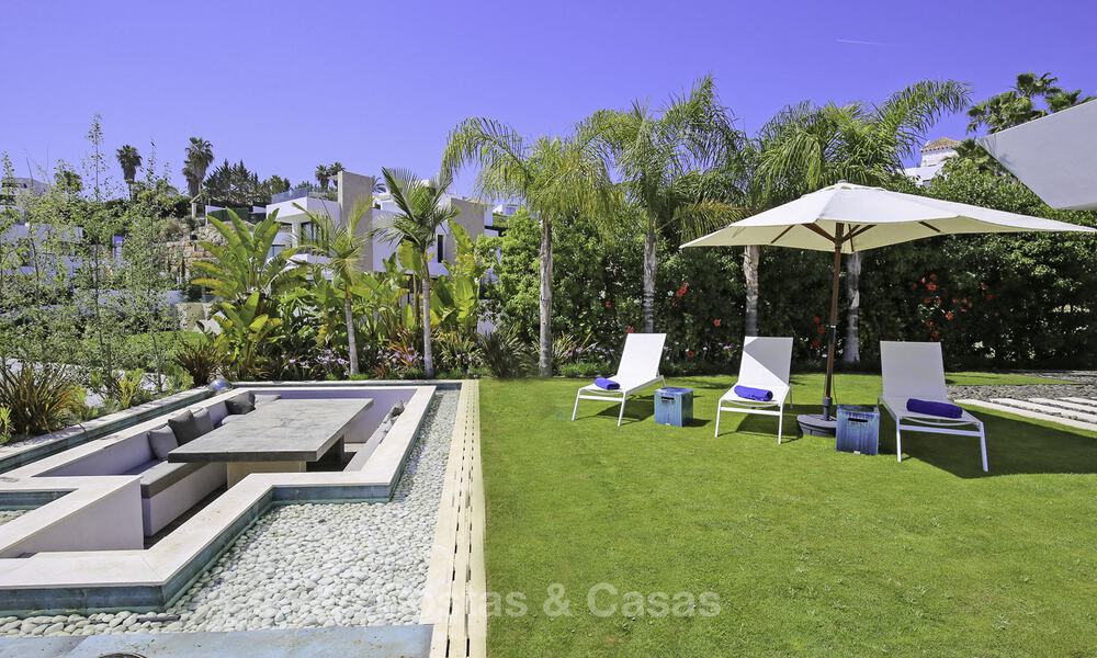 Villa de lujo moderna y contemporánea a estrenar con vistas al mar en venta, Benahavis, Marbella 36626