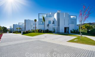 Exclusivos apartamentos nuevos en venta en un exclusivo resort de golf en Benahavis - Marbella. Listo! Último unidad - Ático! 33235 
