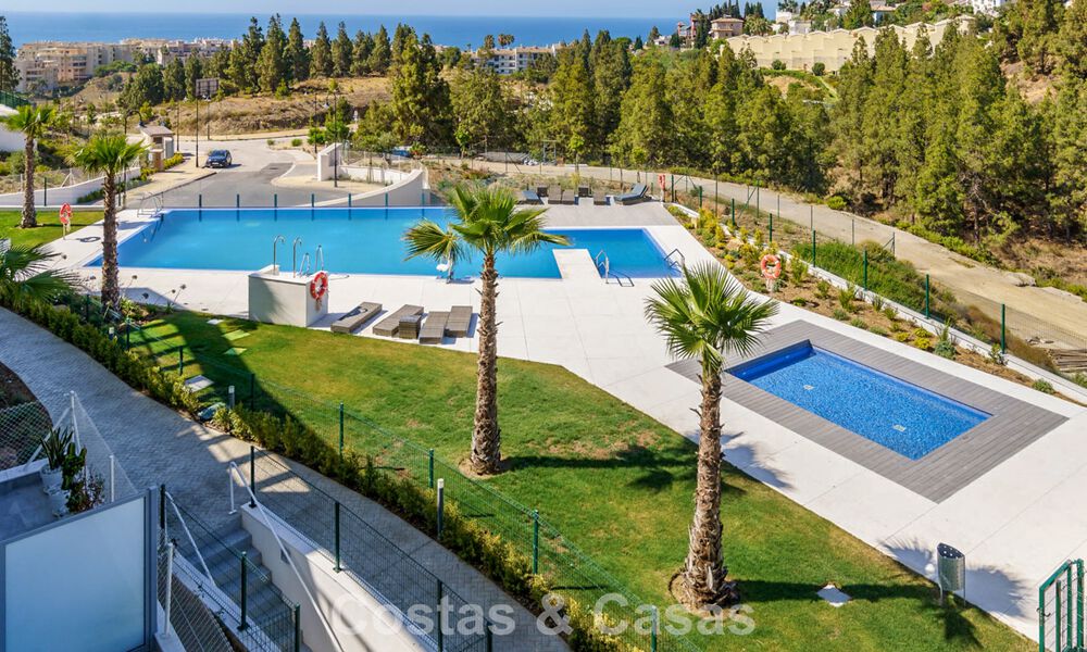 Apartamentos modernos de nueva construcción en venta en una nueva urbanización contemporánea en Mijas 780160