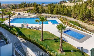 Apartamentos modernos de nueva construcción en venta en una nueva urbanización contemporánea en Mijas 780160 