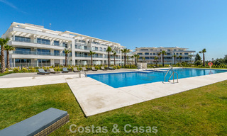 Apartamentos modernos de nueva construcción en venta en una nueva urbanización contemporánea en Mijas 780164 