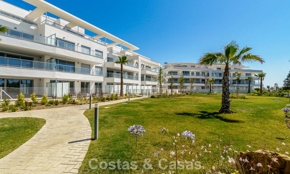 Apartamentos modernos de nueva construcción en venta en una nueva urbanización contemporánea en Mijas 780167