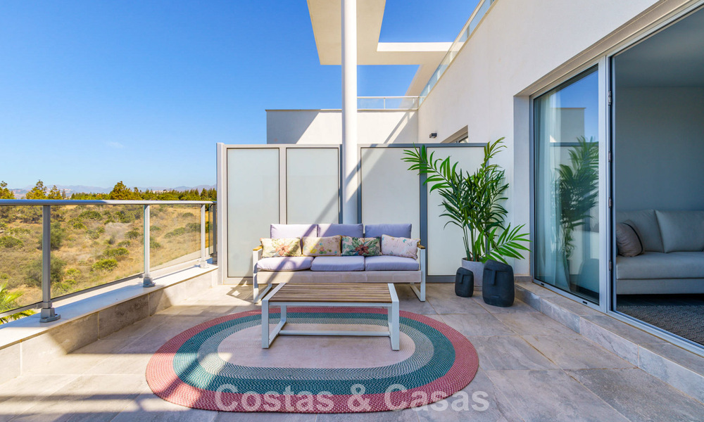 Apartamentos modernos de nueva construcción en venta en una nueva urbanización contemporánea en Mijas 780169