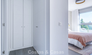 Apartamentos modernos de nueva construcción en venta en una nueva urbanización contemporánea en Mijas 780171 