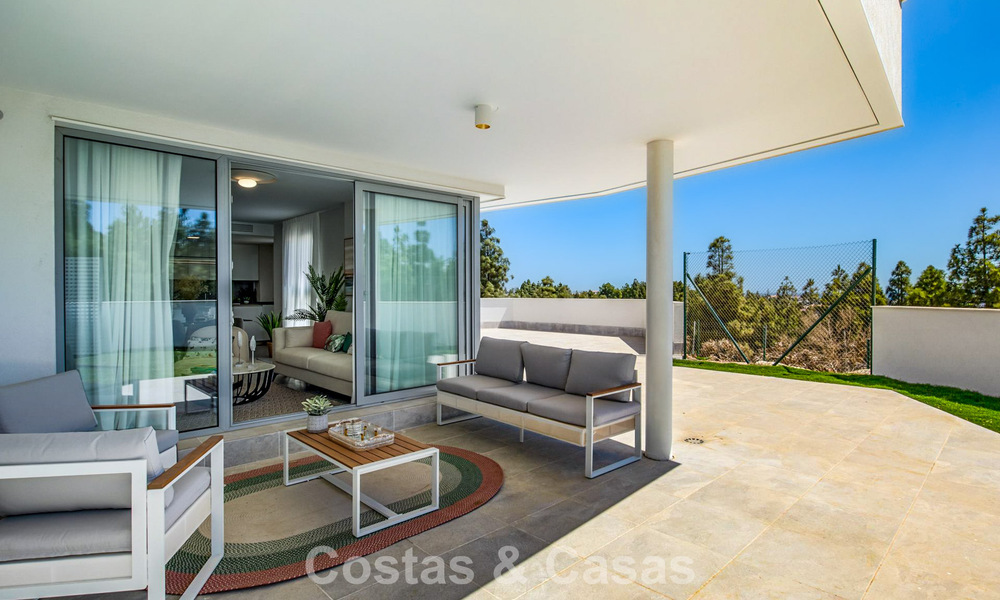 Apartamentos modernos de nueva construcción en venta en una nueva urbanización contemporánea en Mijas 780189