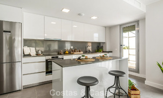 Apartamentos modernos de nueva construcción en venta en una nueva urbanización contemporánea en Mijas 780191 