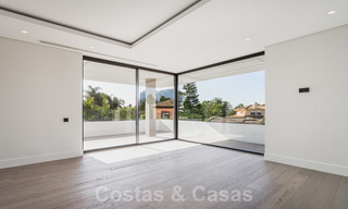Villa de diseño a estrenar en venta, Estepona Este - Marbella. Lista para mudarse! 30729 