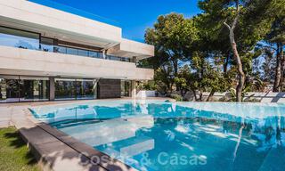 Villa de diseño a estrenar en venta, Estepona Este - Marbella. Lista para mudarse! 30751 